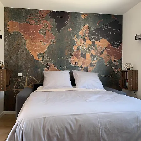公寓 Superlogis Troyes - Little World - Studio Grand Confort - Netflix - Parking *