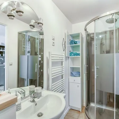 Superlogis Troyes - Little World - Studio Grand Confort - Netflix - Parking *